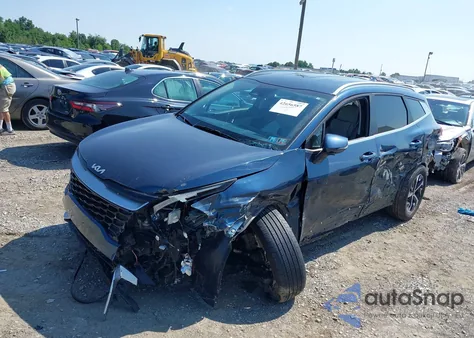 2023 Kia Sportage Hybrid Ex z USA, uszkodzony, nr VIN KNDPVCAG7P7071100